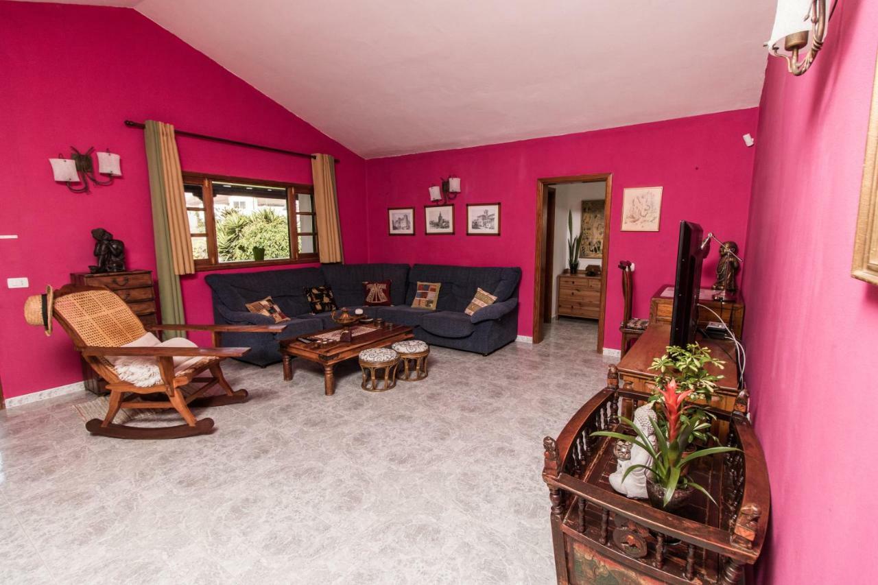 Casa Nora Guest House Güime Екстериор снимка