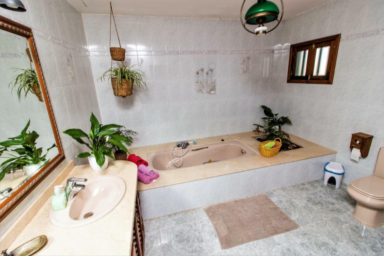 Casa Nora Guest House Güime Екстериор снимка